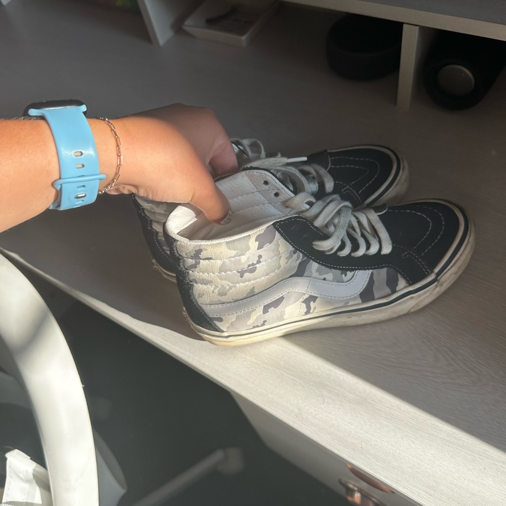 limited edition camo vans